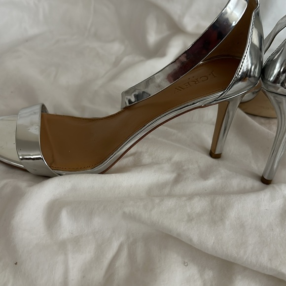 Shoes - Picture 3 of 6